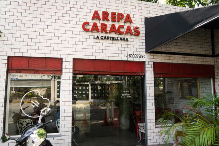 Restaurante Arepa Caracas arepera arepa gastronomía de Venezuela comida desayuno El Diario Jose Daniel Ramos