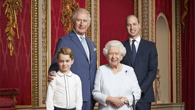 ¿Cómo es la línea de sucesión de la Corona británica?