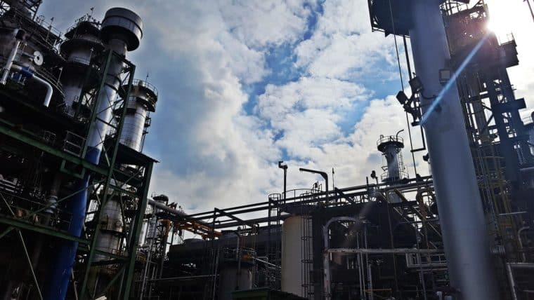 Industria petroquímica en Venezuela opera por debajo del 40 % de su capacidad