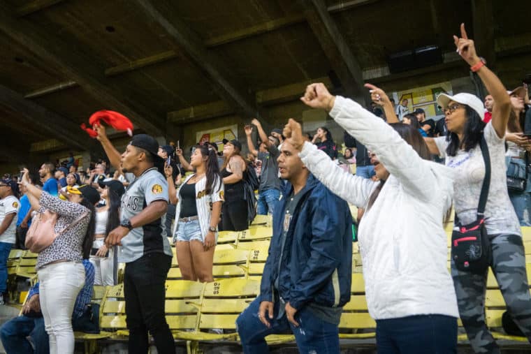 Primer juego Leones y Águilas Estadio Universitario UCV LVBP temporada 2022-2023 El Diario Jose Daniel Ramos