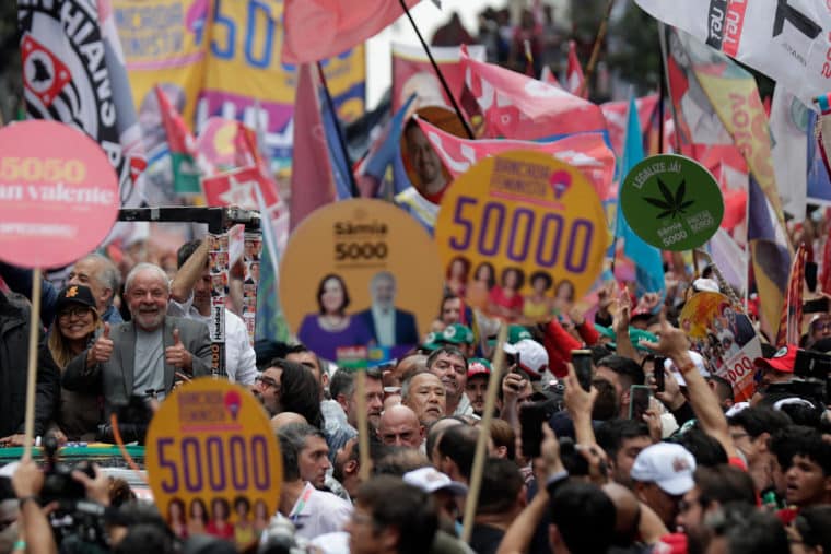 Lula y Bolsonaro disputan el voto de Sao Paulo en vísperas de las elecciones￼