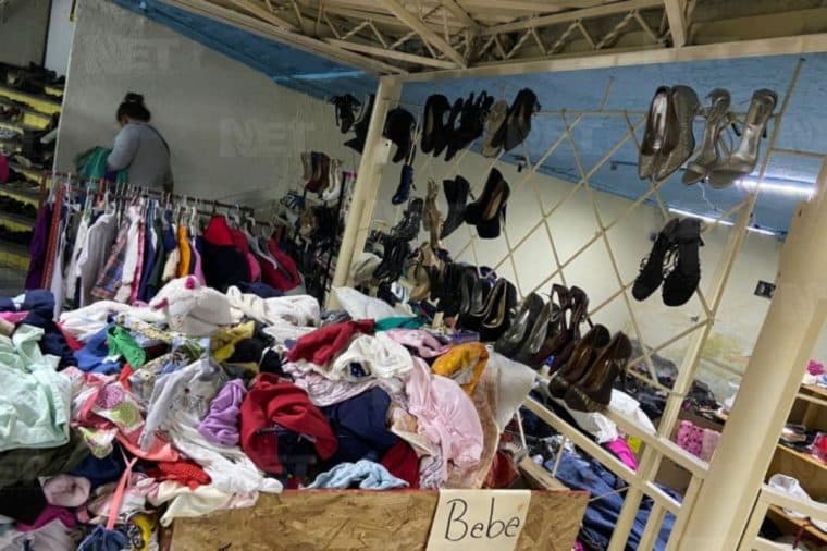 Mexicanos en la frontera instalaron “Gratis tienda” para ayudar a migrantes venezolanos deportados de EE UU