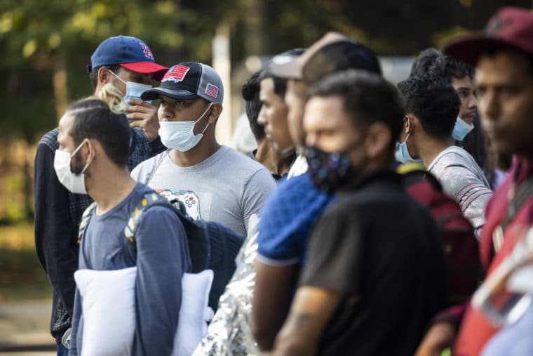 Estados Unidos anunció un programa que les da estatus legal por dos años a los migrantes venezolanos: ¿cuáles son las condiciones?
