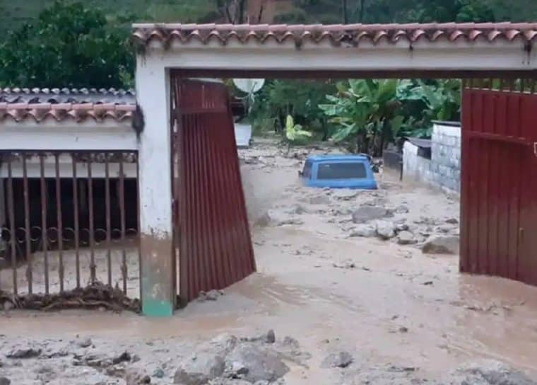 Lluvias en Mérida provocaron desbordamiento de ríos en el municipio Zea