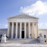 Corte Suprema de Estados Unidos bloquea el fin del Título 42