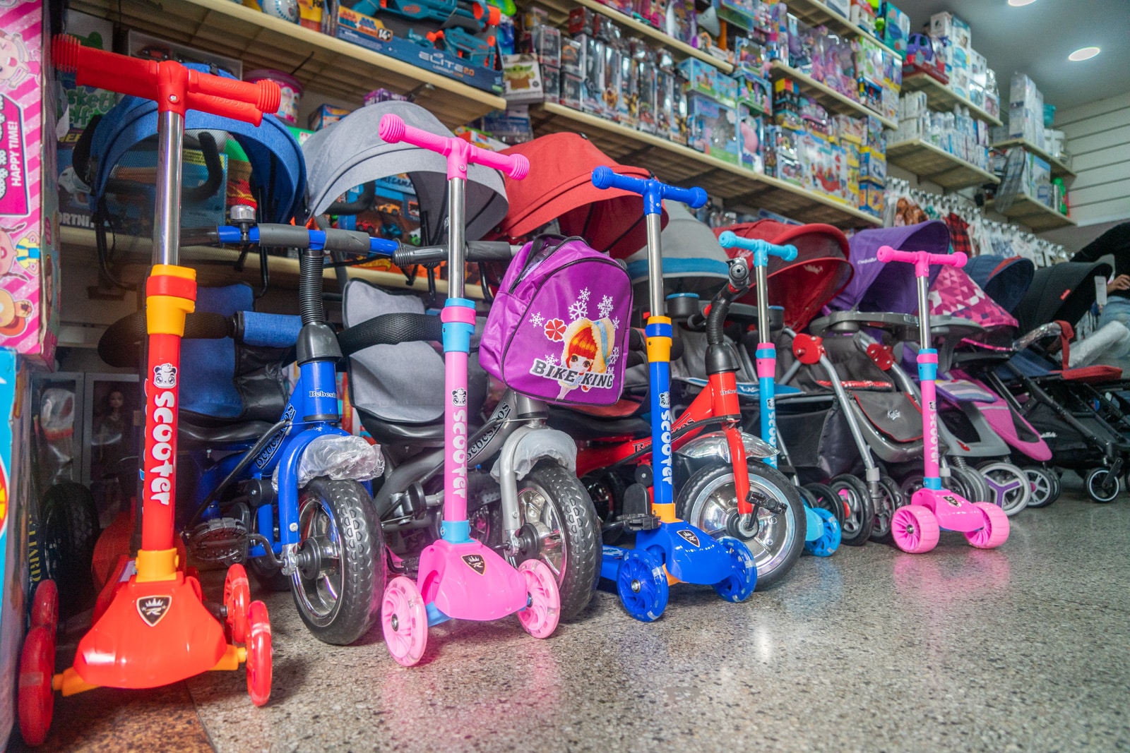 Precios juguetes Caracas navidad jugueterías productos regalos niños diversión diciembre El Diario Jose Daniel Ramos
