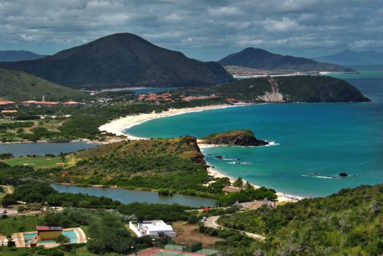 Régimen de Maduro firmará un acuerdo con Polonia para llevar turistas hasta la isla de Margarita 