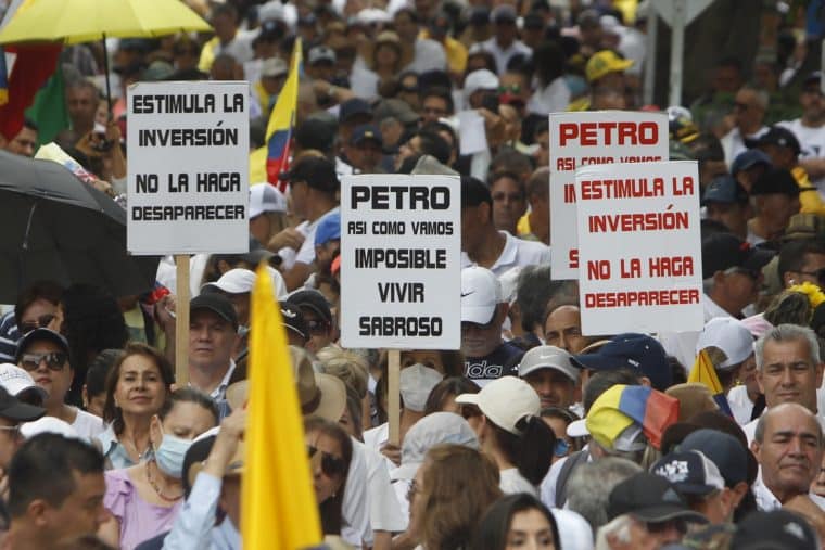 ¿En qué consiste la reforma de salud que plantea el presidente Gustavo Petro en Colombia?