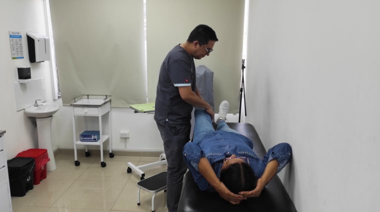 Médicos venezolanos en Perú realizan campañas de salud gratuitas para los migrantes vulnerables
