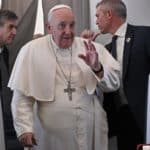 Papa Francisco: “Criminalización de los homosexuales es una injusticia y pecado”