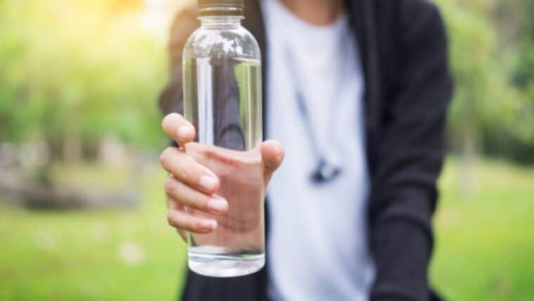 Lo que reveló un estudio sobre las botellas reutilizables