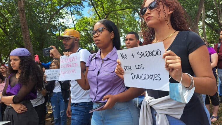 “Ni una más en la UCV”: estudiantes exigen un protocolo para atender a víctimas de violencia de género