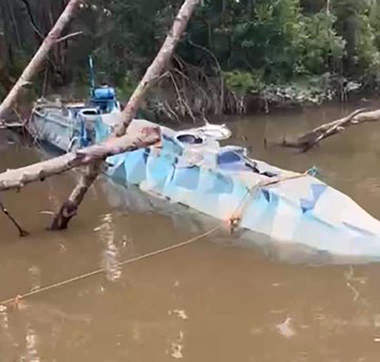 Militares venezolanos incautan un submarino usado para transportar droga