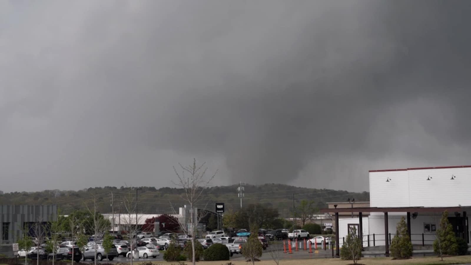 A tornado in Arkansas caused damage and left at least 21 injured El
