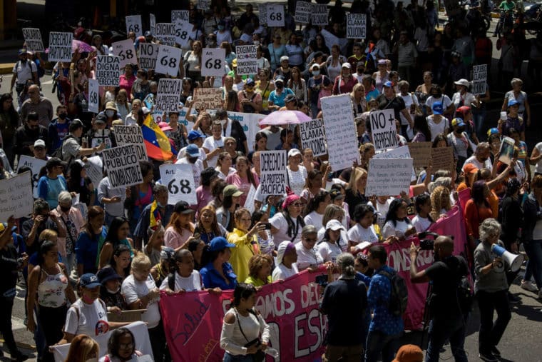 8M: mujeres en todo el mundo alzaron la voz para exigir sus derechos