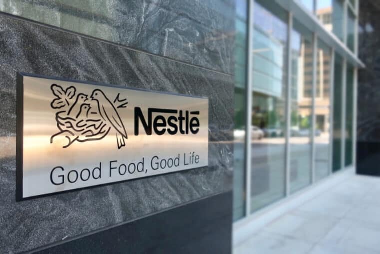 Nestlé cerró fábrica en Francia que causó dos muertes por pizzas contaminadas