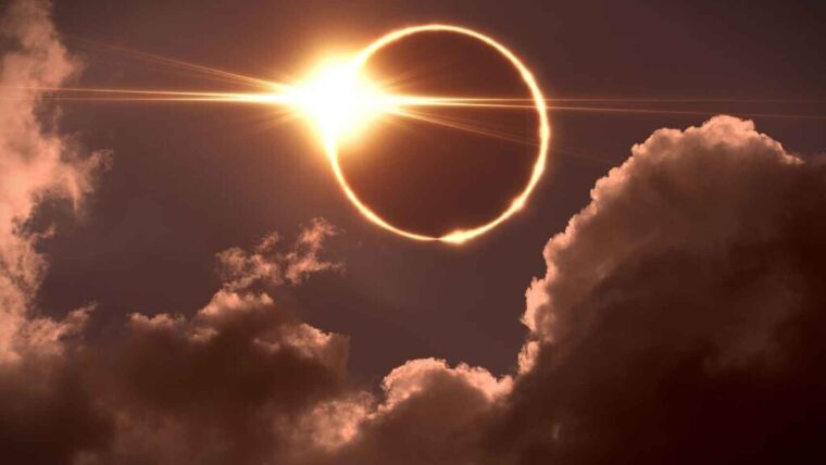 ¿Qué es un eclipse solar híbrido y cómo verlo desde Venezuela?