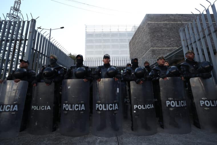 Corte Constitucional de Ecuador rechazó las demandas en contra del decreto de muerte cruzada de Lasso