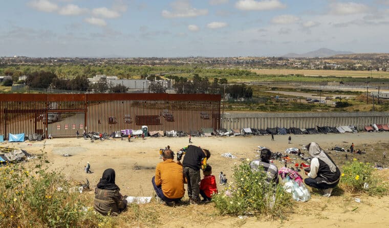 Fin del Título 42: la incertidumbre persiste entre los migrantes en la frontera de México con Estados Unidos