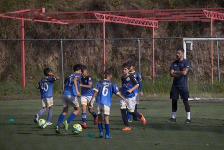 Una academia de fútbol en Caracas sueña con formar talentos vinotinto que clasifiquen al Mundial