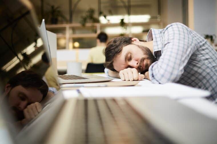 ¿Cuánto debe durar una siesta para que sea realmente beneficiosa para la salud?