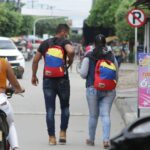 #TeExplicamos | Qué implica para los migrantes venezolanos el cese de funciones del Programa de Movilidad Segura Venezolanos regularizados en Colombia podrán solicitar la visa de residencia permanente: ¿cuáles son los requisitos?