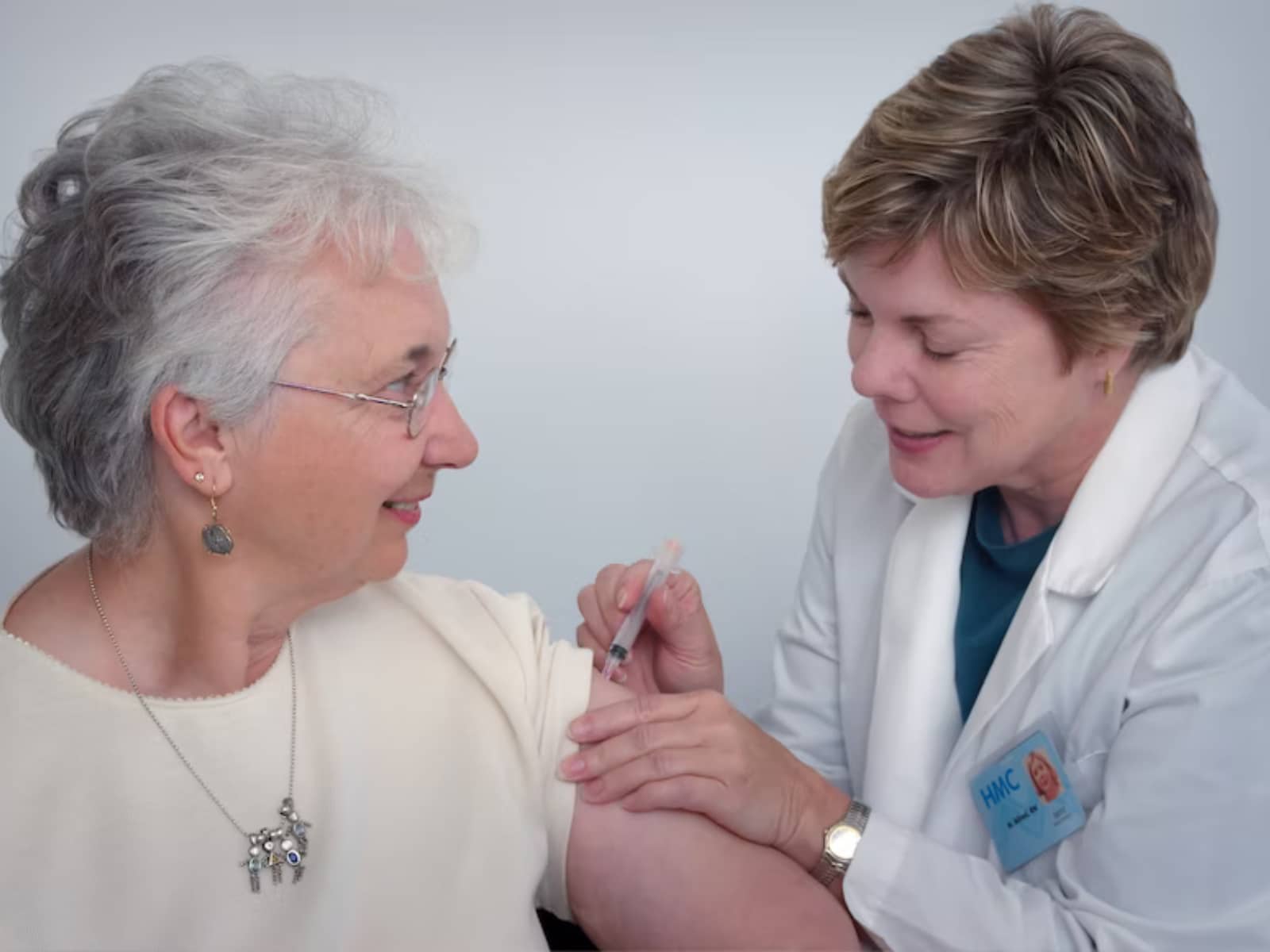 EE UU aprobó una vacuna contra el virus respiratorio sincitial: ¿cuándo estará disponible?