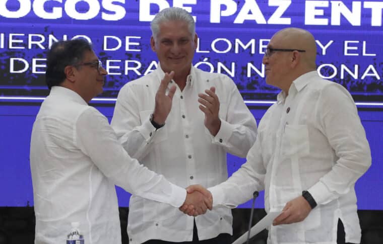 El gobierno de Colombia y el ELN pactaron un cese al fuego nacional y bilateral: ¿cuándo entrará en vigencia?