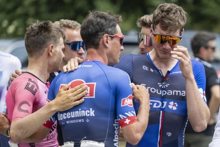 Murió el ciclista Gino Mäder tras sufrir una caída en la Vuelta a Suiza