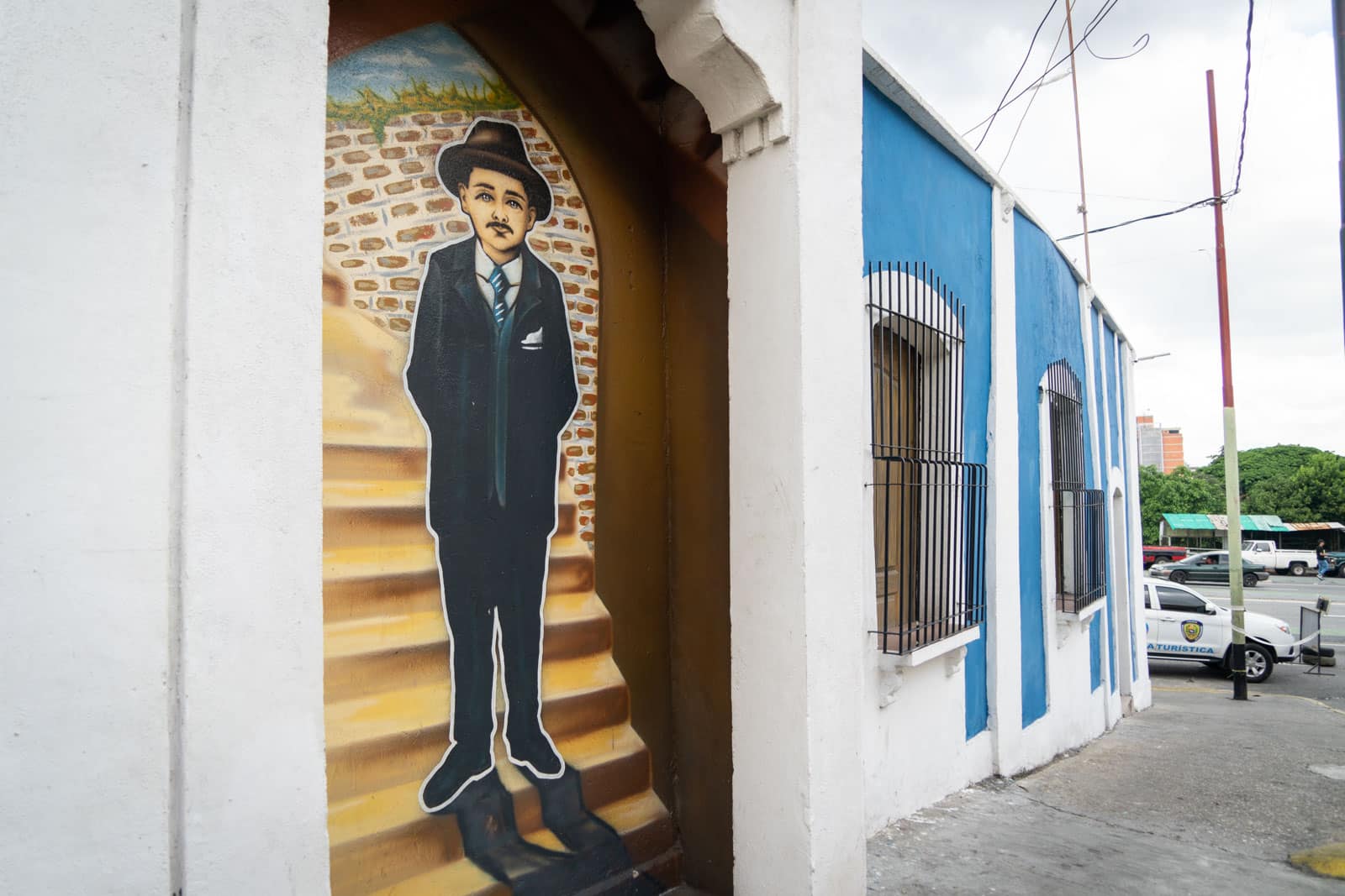 Mural José Gregorio Hernández Los Palos Grandes, Mural José Gregorio Hernández Chacao Av. Francisco de Miranda, Estatua José Gregorio Hernández Plaza La Candelaria, Mural José Gregorio Hernández La Pastora, Cuadro Casa José Gregorio Hernández La Pastora, Estatua José Gregorio Hernández El Calvario, Mural José Gregorio Hernández El Valle, José Gregorio Hernández, Caracas, Recorrido de arte, Murales, Estatuas, Aniversario de fallecimiento, Monumentos, Patrimonio cultural, Arte urbano, Homenaje, Icono venezolano, Turismo cultural, Lugares históricos, Paseo artístico, Legado de José Gregorio Hernández, El Diario Jose Daniel Ramos