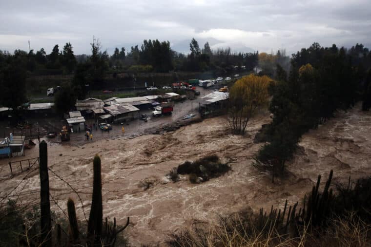 Intensas lluvias en Chile causan estragos en varios estados: ¿cuáles son las zonas más afectadas?