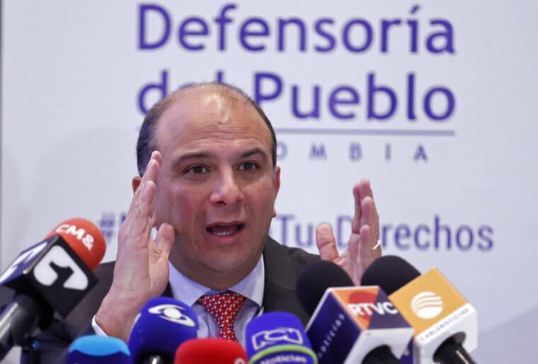 Defensoría del Pueblo de Colombia advirtió que 7.000 colombianos podrían ser deportados de Venezuela
