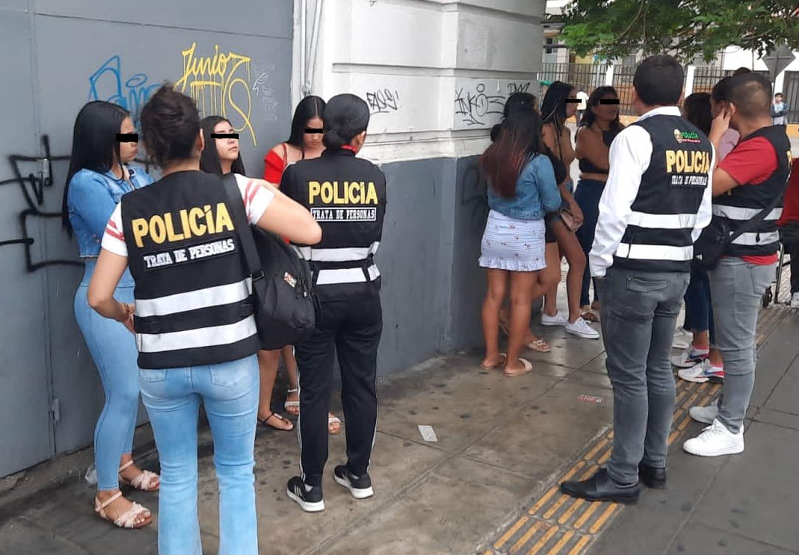 Rescataron a 5 venezolanas de una red de explotación sexual en Perú