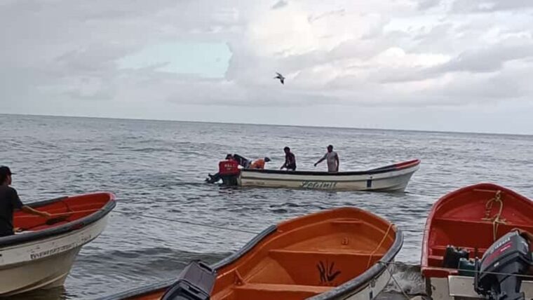 Hallaron implementos que podrían pertenecer a la lancha que tripulaban los tres pescadores desaparecidos en Choroní