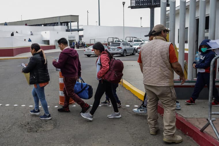 Migrantes y activistas denunciaron deportaciones exprés en la frontera sur de México