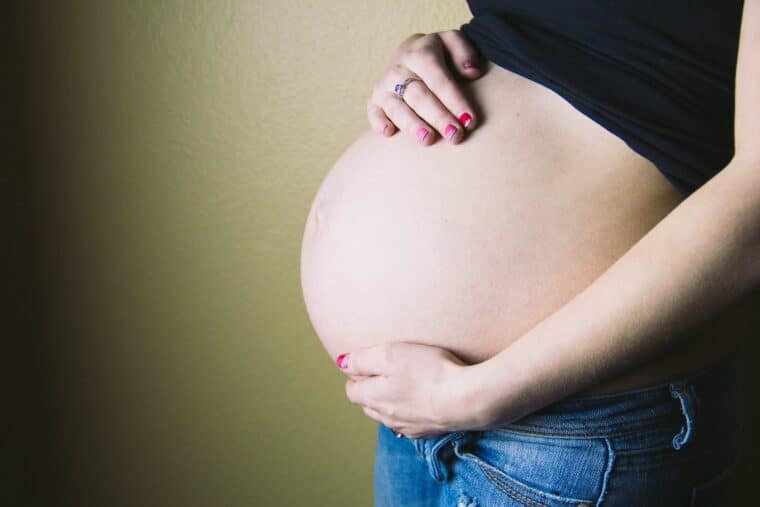 Venezuela ocupa en el primer lugar de embarazos adolescentes en Latinoamérica