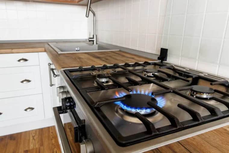 Un estudio reveló la presencia de carcinógenos en cocinas de gas