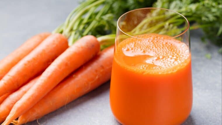 Dieta “5x5” con jugo de zanahoria: ¿qué hay detrás de este método para adelgazar que se popularizó en TikTok?
