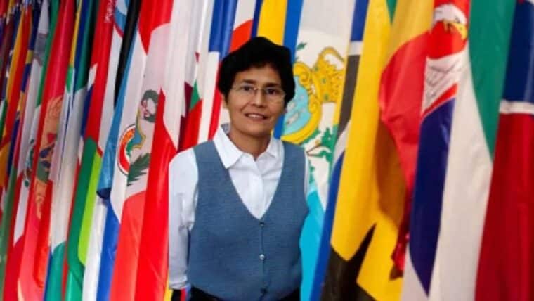 L'Oreal-Unesco premia a la física venezolana Anamaría Font por su estudio de la teoría de cuerdas