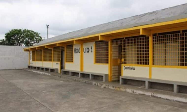 Detuvieron al subdirector de la cárcel de Guanare por presuntamente recibir sobornos para permitir fuga de presos 