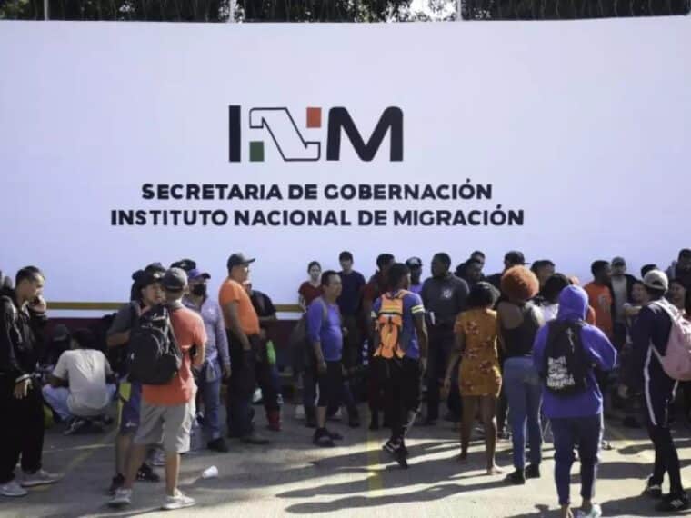 Rescataron a 11 migrantes venezolanos retenidos en una casa de México