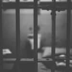Detuvieron a un hombre por secuestrar y torturar a una mujer durante más de 12 años en Francia