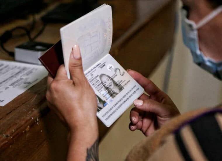 Pasaportes con tres opciones de género en Colombia: ¿cuáles son?