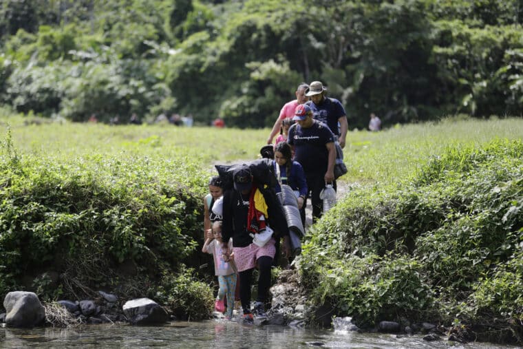 40.000 niños cruzaron la selva de Darién en los primeros seis meses de 2023