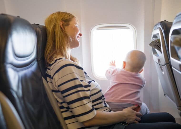Vuelos con “zona libres de niños”: la medida que aplicará una aerolínea turca para evitar ruidos molestos a sus pasajeros