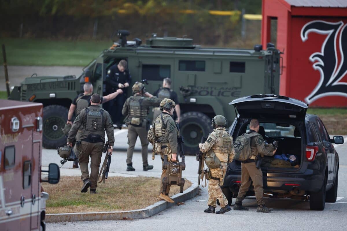 Varias personas murieron en dos tiroteos en Maine: el atacante se dio a la fuga