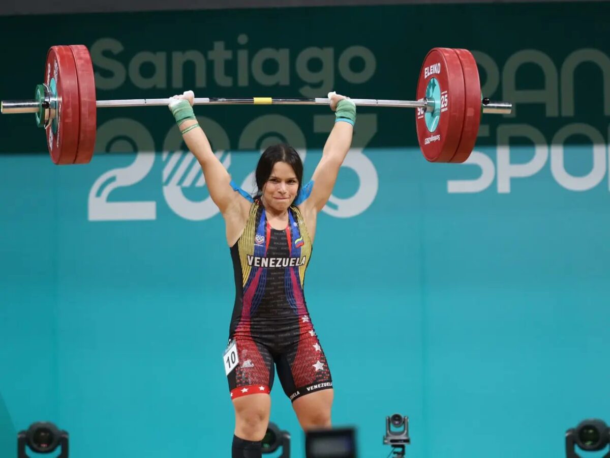 Oficializan a deportistas de Santo Tomás que competirán en los Juegos  Panamericanos Santiago 2023 – Santo Tomás en Línea