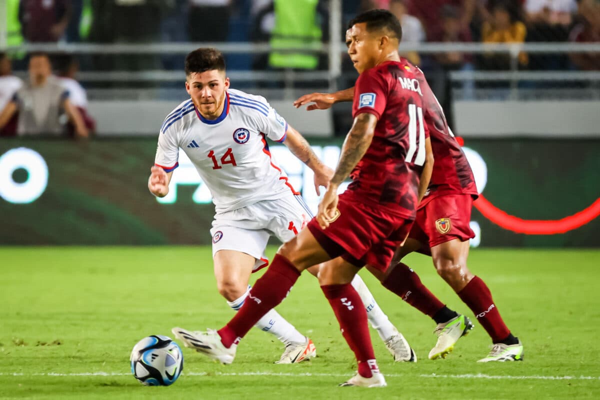 Eliminatorias Sudamericanas: la Vinotinto goleó 3-0 a Chile y sumó su segunda victoria