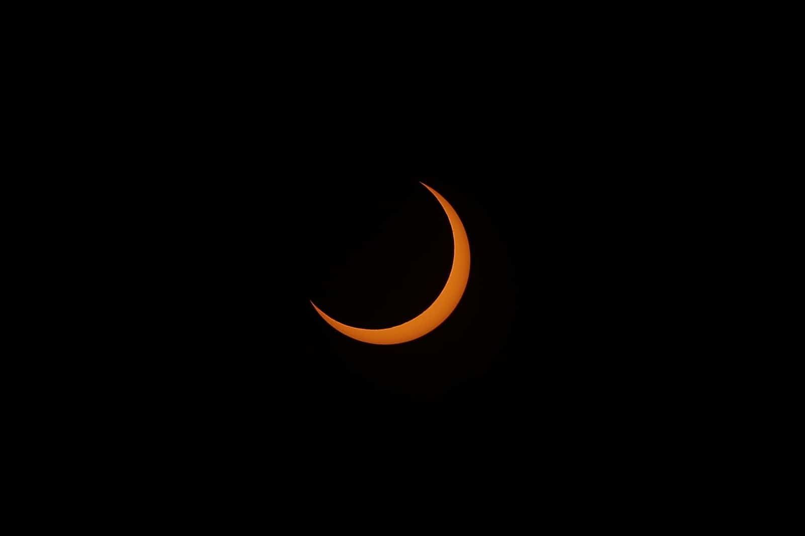 En imágenes: así transcurrió el eclipse solar lunar que pudo verse desde Venezuela y otros países