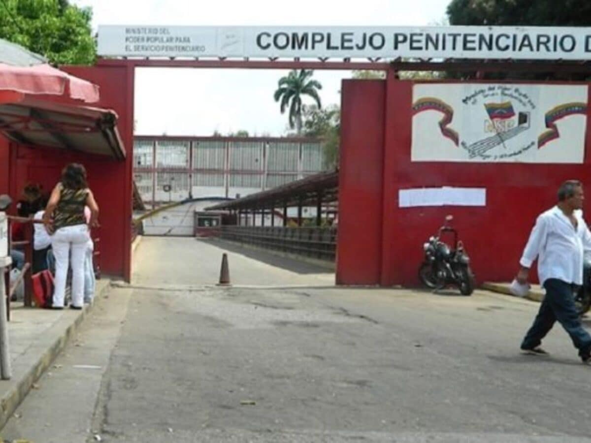 OVP denunció que toma de la cárcel de Tocuyito fue negociada con el pran del penal 